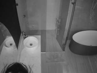 Voyeurcam-casa-salsa-bathroom-6