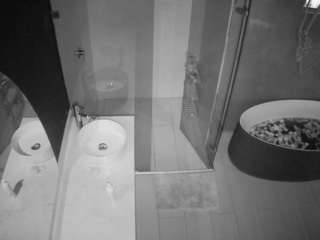 camsoda voyeurcam-casa-salsa-bathroom-6