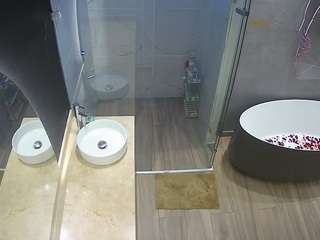 camsoda voyeurcam-casa-salsa-bathroom-6