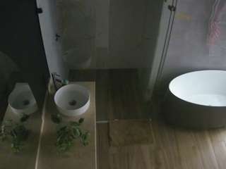 camsoda voyeurcam-casa-salsa-bathroom-6