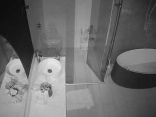 voyeurcam-casa-salsa-bathroom-6 Jjgorls camsoda