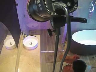 camsoda voyeurcam-casa-salsa-bathroom-6