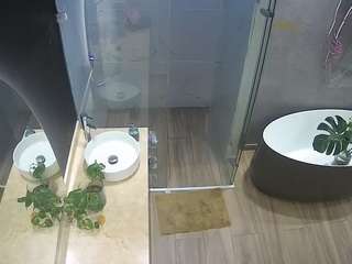 camsoda voyeurcam-casa-salsa-bathroom-6