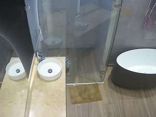 Luisuon camsoda voyeurcam-casa-salsa-bathroom-6