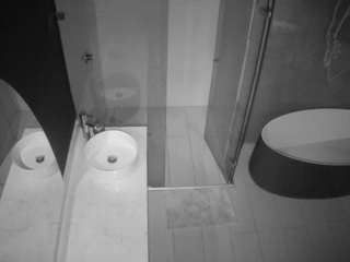 camsoda voyeurcam-casa-salsa-bathroom-6