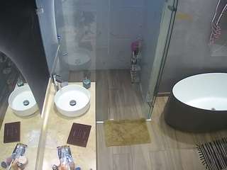 Pornografia En La Casa camsoda voyeurcam-casa-salsa-bathroom-6