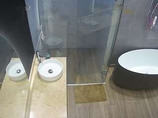 Xxxen Casa camsoda voyeurcam-casa-salsa-bathroom-6