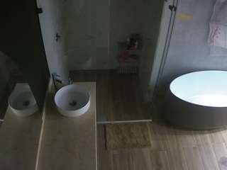 Flingsterr camsoda voyeurcam-casa-salsa-bathroom-6