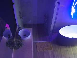 Alinali camsoda voyeurcam-casa-salsa-bathroom-6