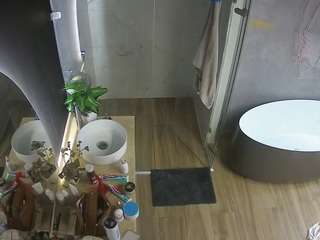 voyeurcam-casa-salsa-bathroom-6