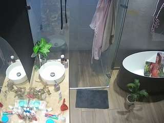 voyeurcam-casa-salsa-bathroom-6