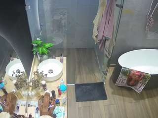 voyeurcam-casa-salsa-bathroom-6