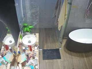 voyeurcam-casa-salsa-bathroom-6