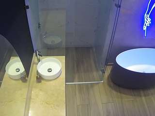 voyeurcam-casa-salsa-bathroom-6