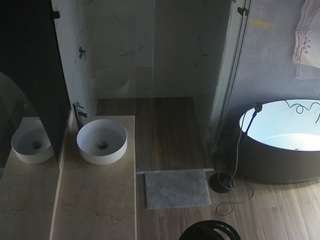 voyeurcam-casa-salsa-bathroom-6 camsoda