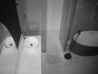 voyeurcam-casa-salsa-bathroom-6 camsoda