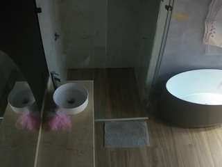 voyeurcam-casa-salsa-bathroom-6 webcam model