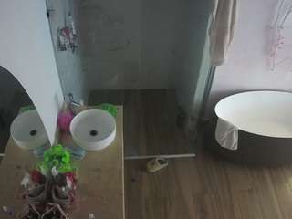 voyeurcam-casa-salsa-bathroom-6