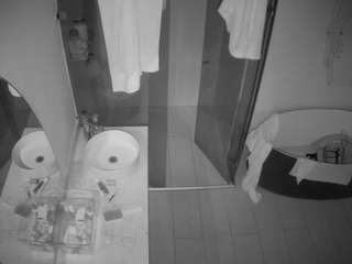 voyeurcam-casa-salsa-bathroom-6 webcam model