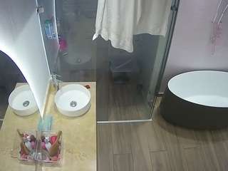 voyeurcam-casa-salsa-bathroom-6