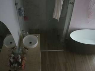 voyeurcam-casa-salsa-bathroom-6
