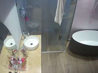 voyeurcam-casa-salsa-bathroom-6