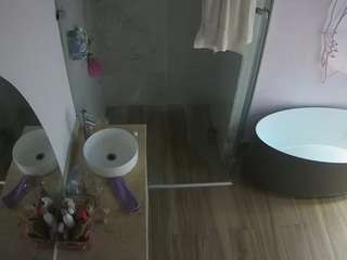 voyeurcam-casa-salsa-bathroom-6