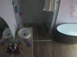 voyeurcam-casa-salsa-bathroom-6