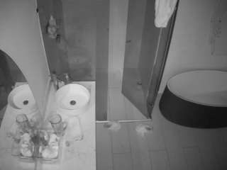voyeurcam-casa-salsa-bathroom-6 webcam model