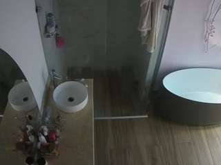 voyeurcam-casa-salsa-bathroom-6