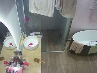 voyeurcam-casa-salsa-bathroom-6