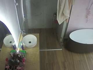 voyeurcam-casa-salsa-bathroom-6