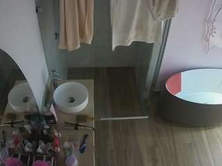 voyeurcam-casa-salsa-bathroom-6