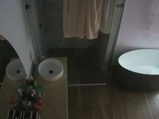 voyeurcam-casa-salsa-bathroom-6