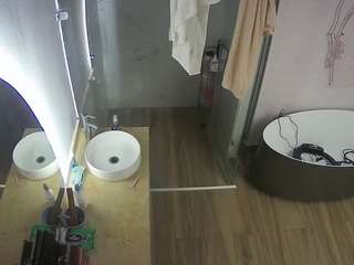 voyeurcam-casa-salsa-bathroom-6