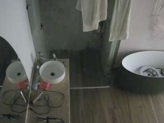 voyeurcam-casa-salsa-bathroom-6