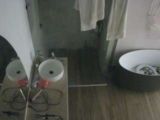 voyeurcam-casa-salsa-bathroom-6
