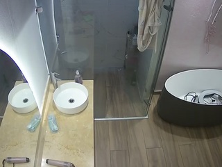 voyeurcam-casa-salsa-bathroom-6