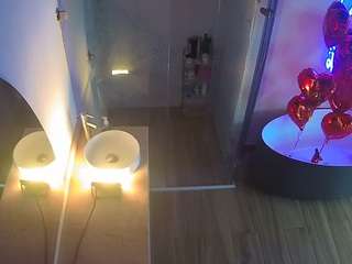 voyeurcam-casa-salsa-bathroom-6