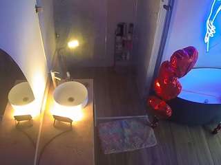 voyeurcam-casa-salsa-bathroom-6