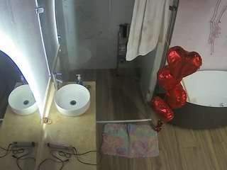 voyeurcam-casa-salsa-bathroom-6