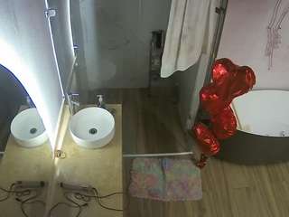 voyeurcam-casa-salsa-bathroom-6