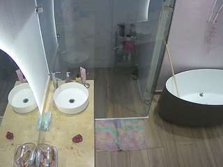 voyeurcam-casa-salsa-bathroom-6