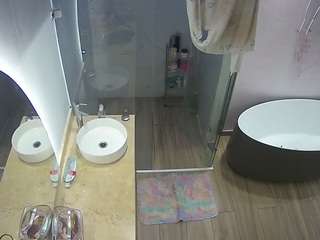 voyeurcam-casa-salsa-bathroom-6