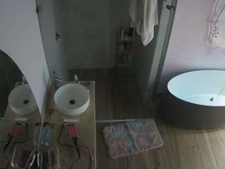voyeurcam-casa-salsa-bathroom-6