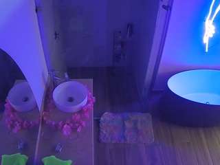 voyeurcam-casa-salsa-bathroom-6 - Live HD Webcam
