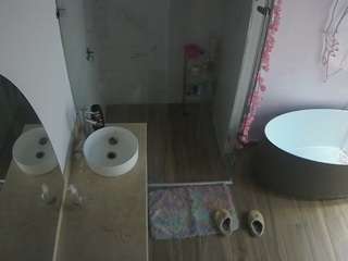 voyeurcam-casa-salsa-bathroom-6