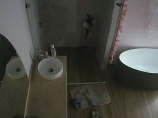 voyeurcam-casa-salsa-bathroom-6