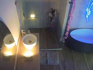 voyeurcam-casa-salsa-bathroom-6