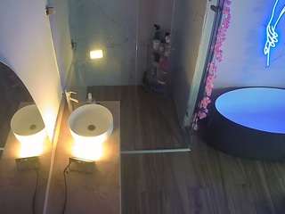 이 모델은 현재 라이브 중입니다. voyeurcam-casa-salsa-bathroom-6